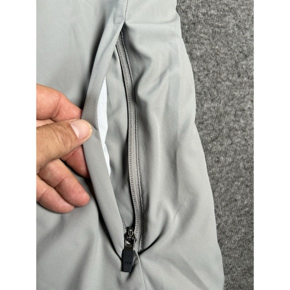 Tommy Bahama On Par Performance Vest Mens XL Grey Stretch Full Zip Golf - Picture 4 of 10